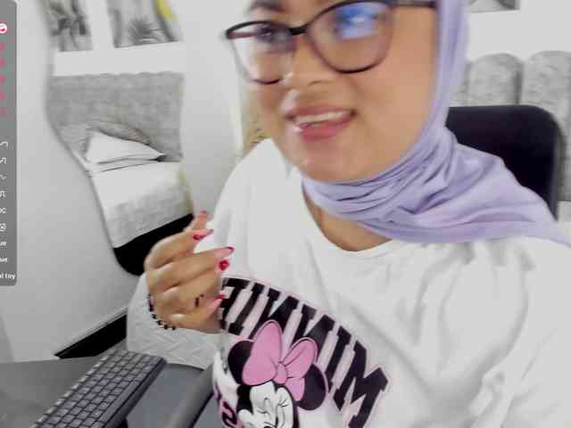 azaharaa webcam