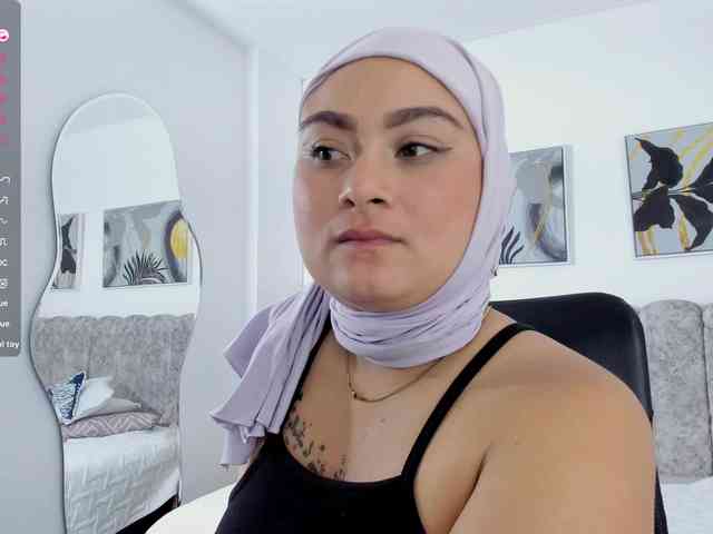 azaharaa webcam
