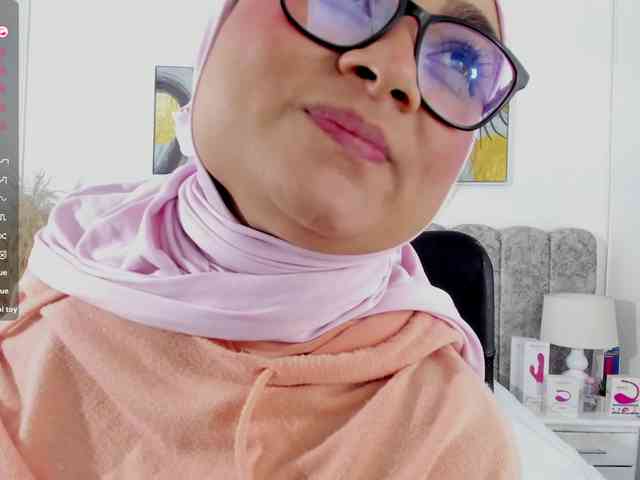 azaharaa webcam