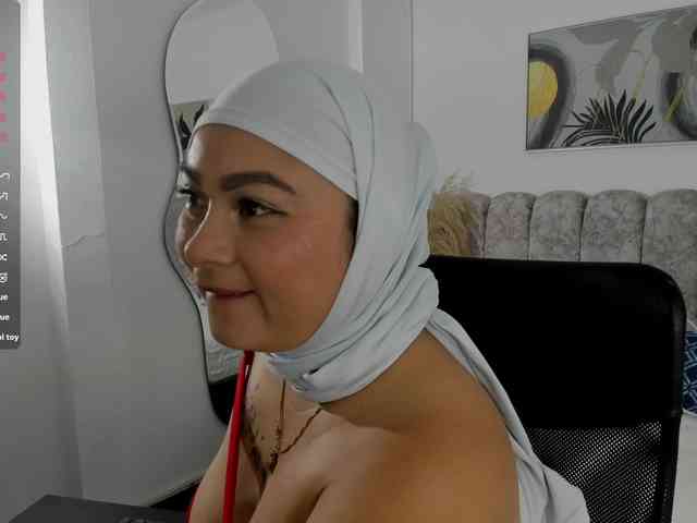 azaharaa webcam