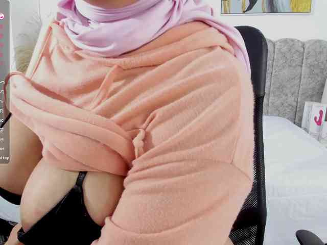 azaharaa webcam