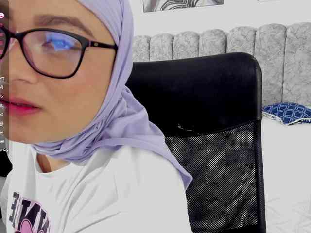 azaharaa webcam