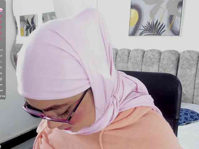 azaharaa webcam