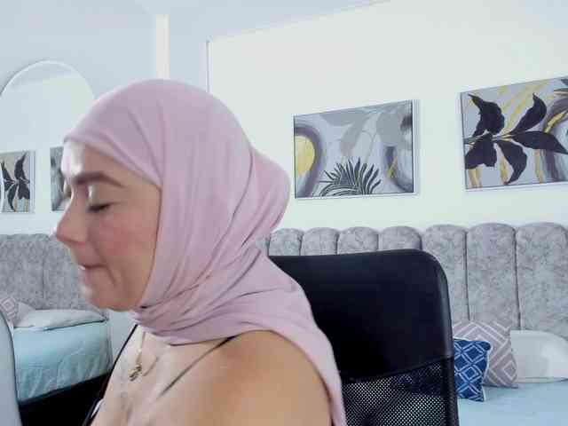 azaharaa webcam