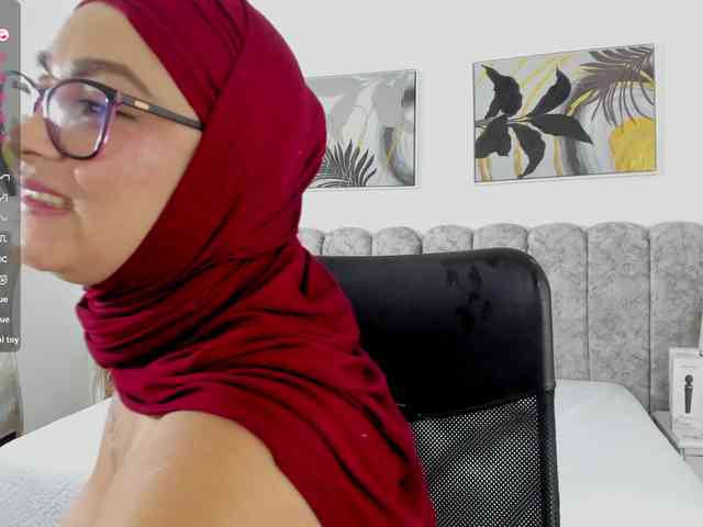 azaharaa webcam