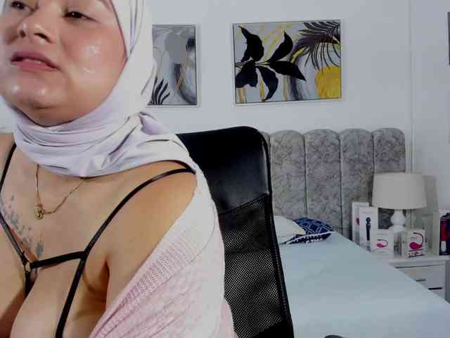 azaharaa webcam