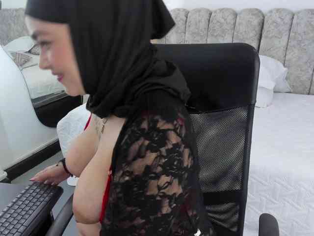 azaharaa webcam