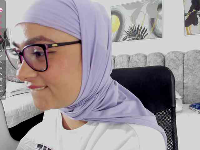 azaharaa webcam