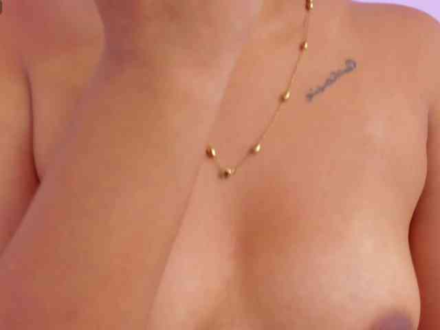 CamilaRey webcam