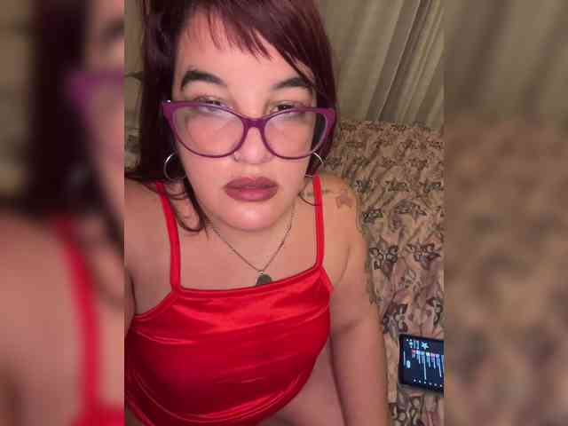 Reinamomoo73 webcam