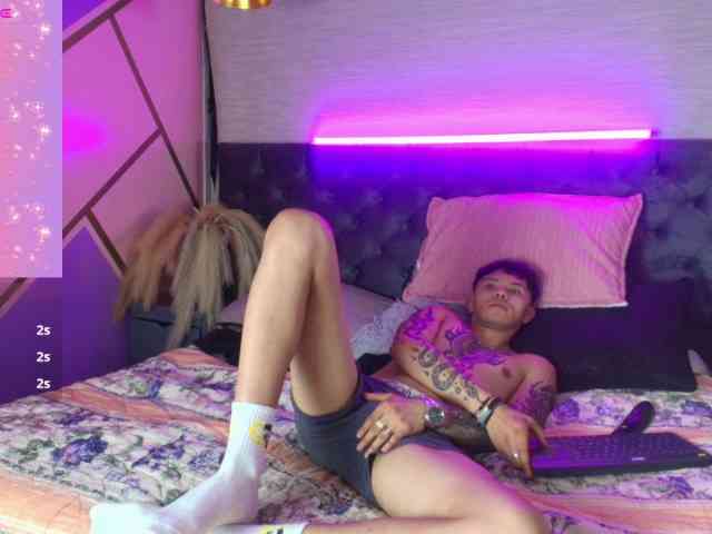 MidniightLove webcam