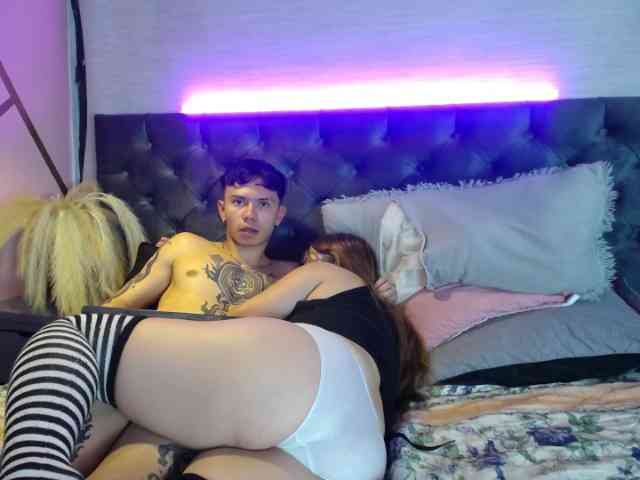 MidniightLove webcam