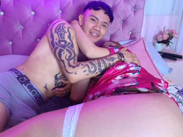 MidniightLove webcam