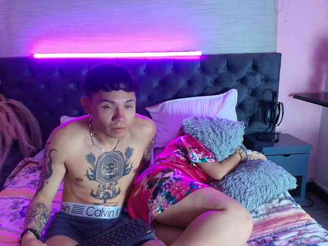 MidniightLove webcam