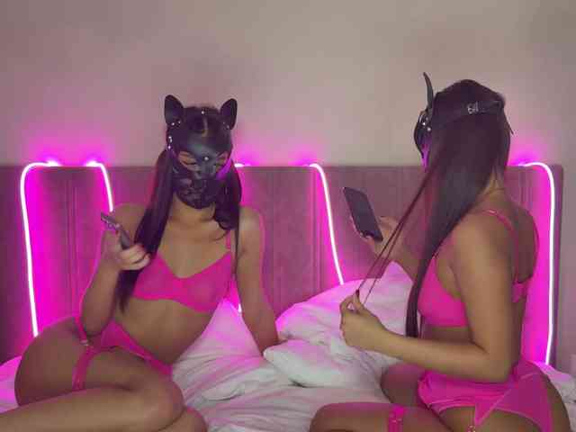 PinkGirls12 webcam