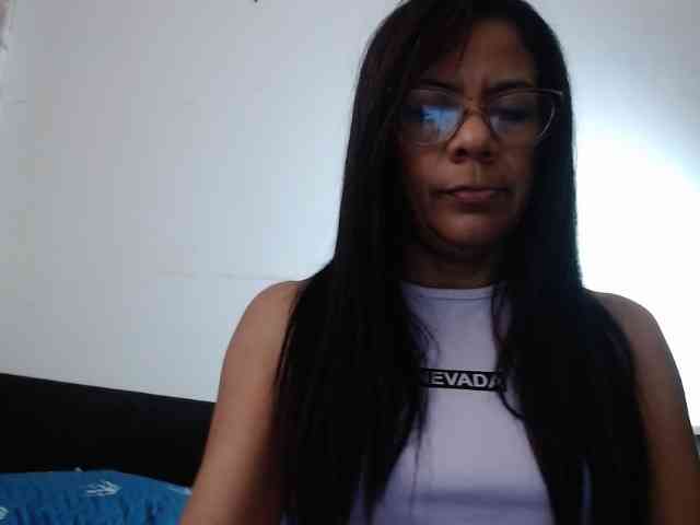 EroticMelissa webcam