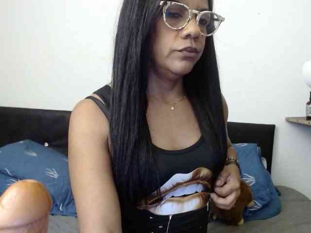 EroticMelissa webcam