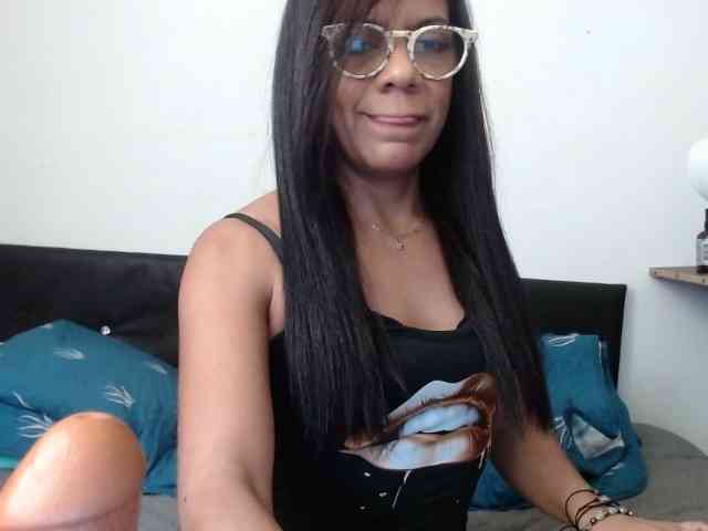 EroticMelissa webcam