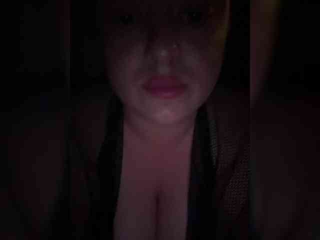 MariKisss webcam