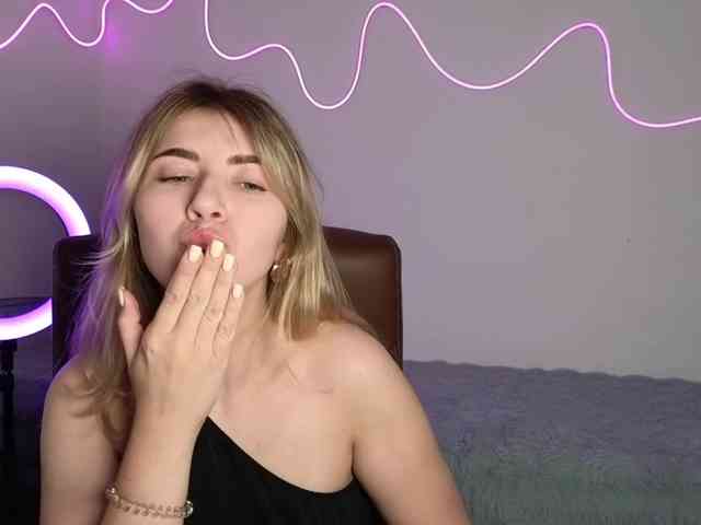spoiledhottie webcam