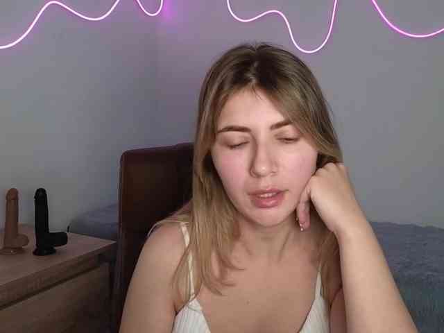 Модель: spoiledhottie