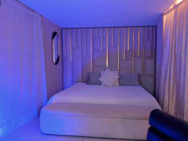 MarieWalker webcam