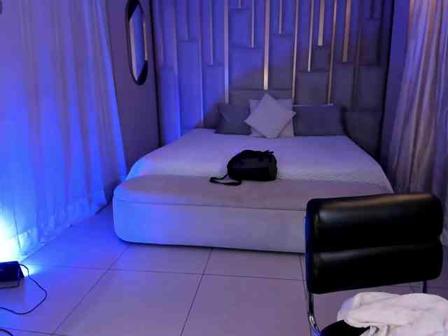 MarieWalker webcam