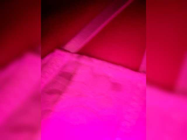 DiVona's BongaCams show and profile