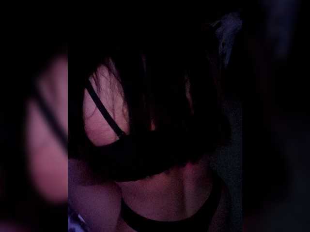 Hot DiVona wants you to fuck their body now DiVona from BongaCams