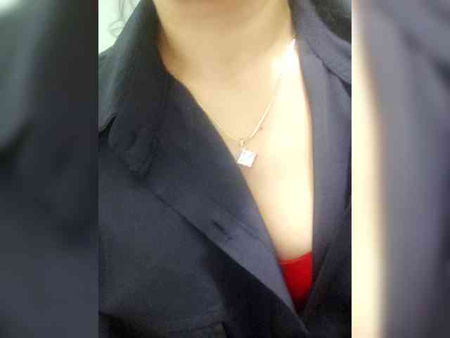 DiVona Live Webcam on BongaCams