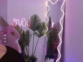 BELLA-TAY Porn Show