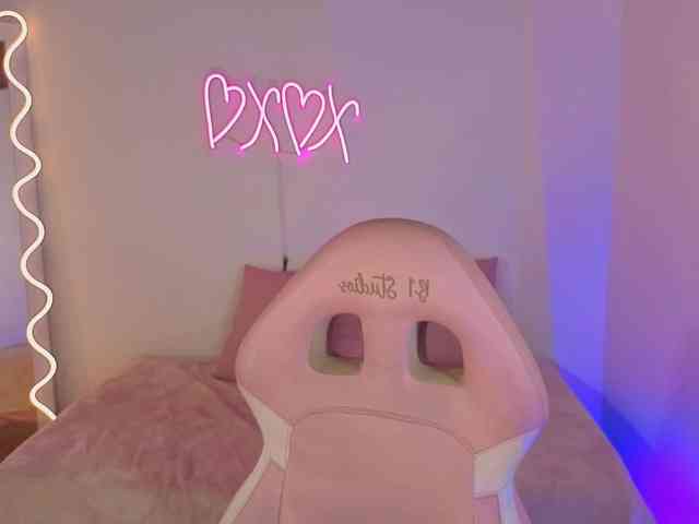 BELLA-TAY webcam
