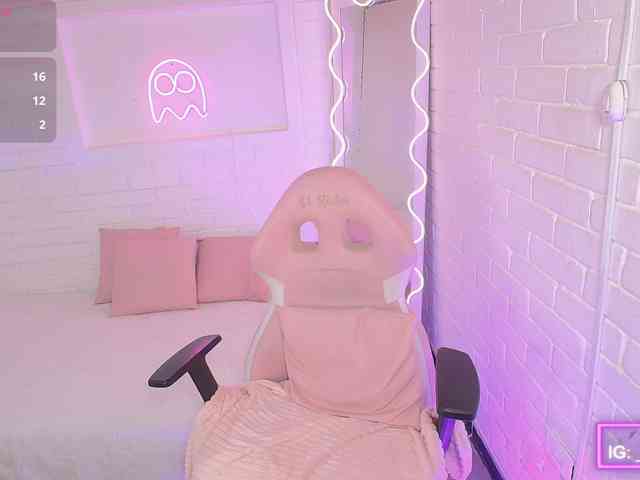 BELLA-TAY webcam