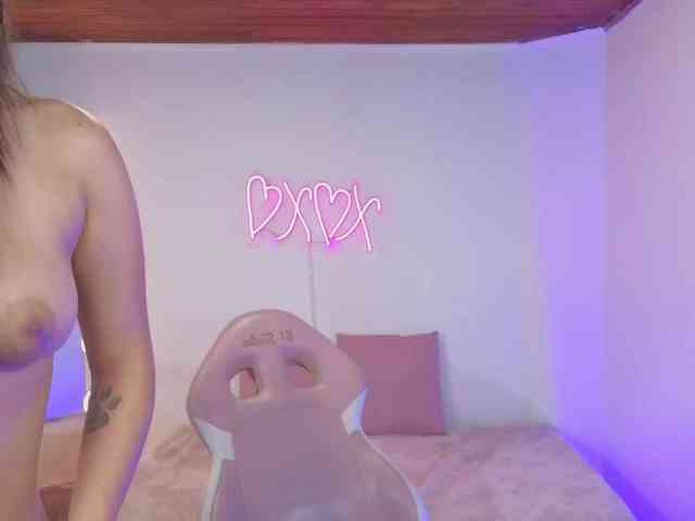 BELLA-TAY webcam