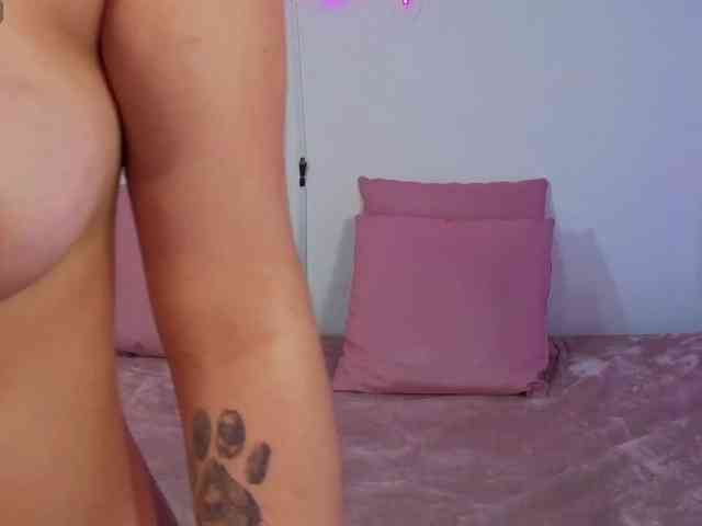 BELLA-TAY webcam