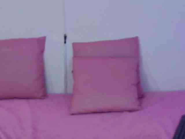 BELLA-TAY webcam