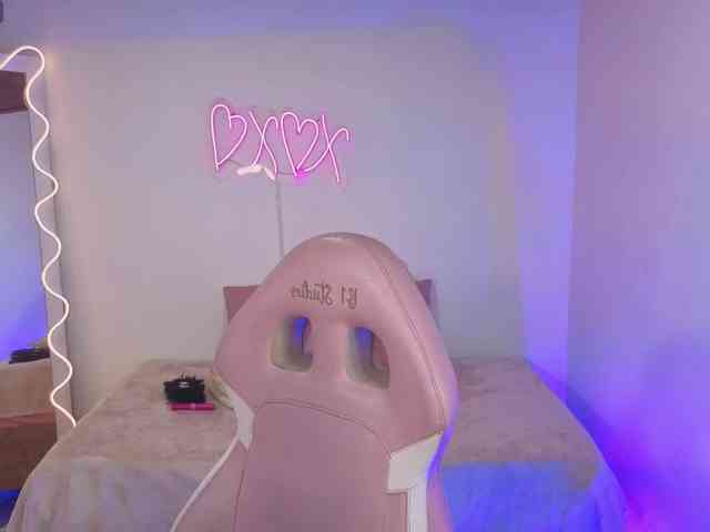 BELLA-TAY webcam