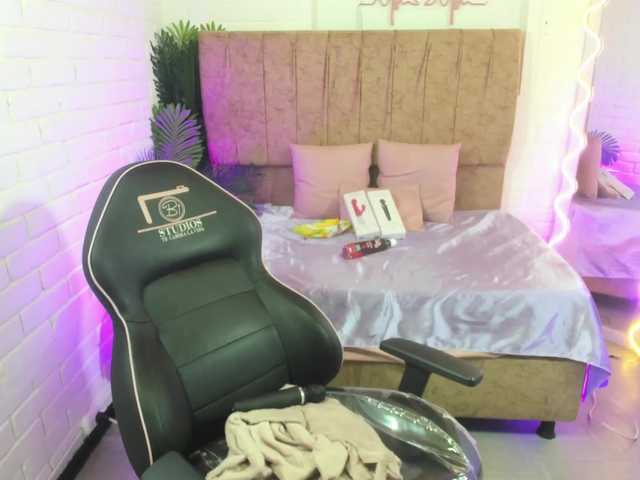  Lalalutsy-tay chat room