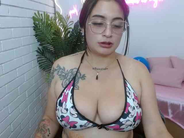 adult cam to cam Darling-tay