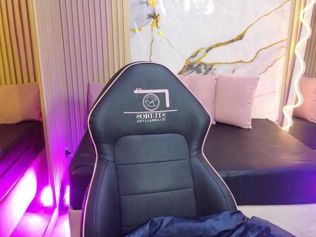 Lexy-tay's BongaCams show and profile