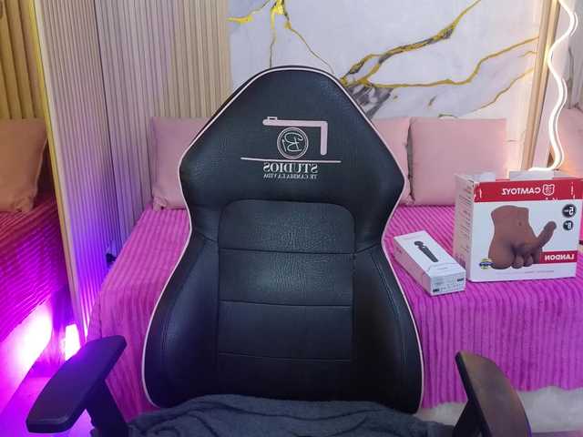 Lexy-tay's BongaCams show and profile