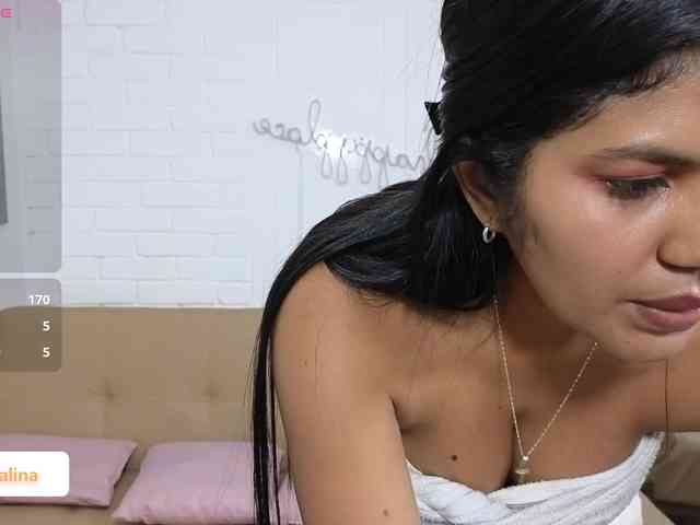 Lexy-tay webcam