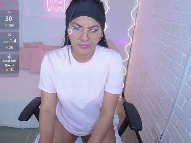 Lexy-tay webcam