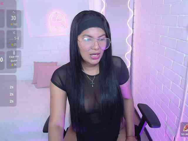 Lexy-tay webcam