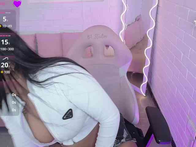 Lexy-tay webcam