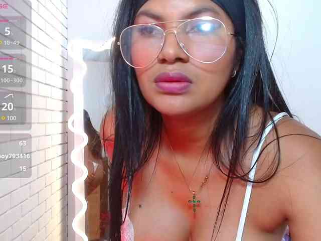 Lexy-tay webcam