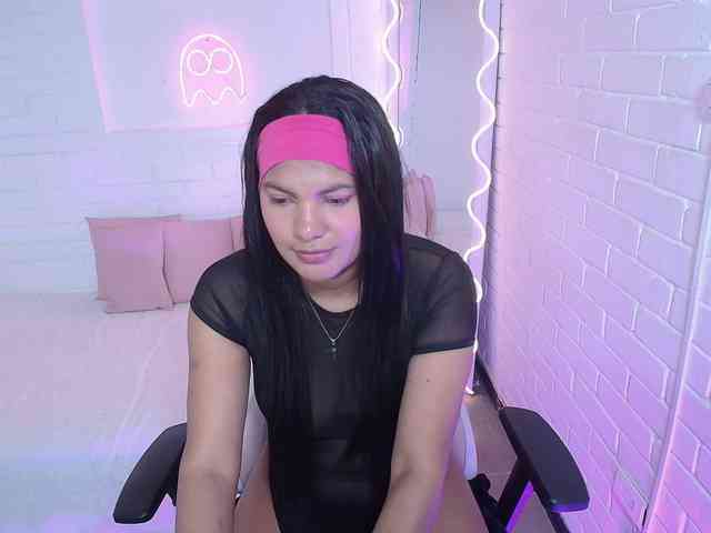 Lexy-tay webcam