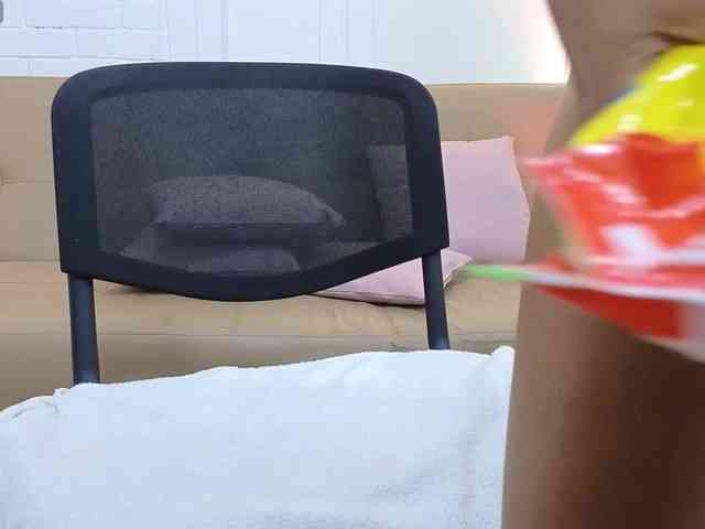 Lexy-tay webcam
