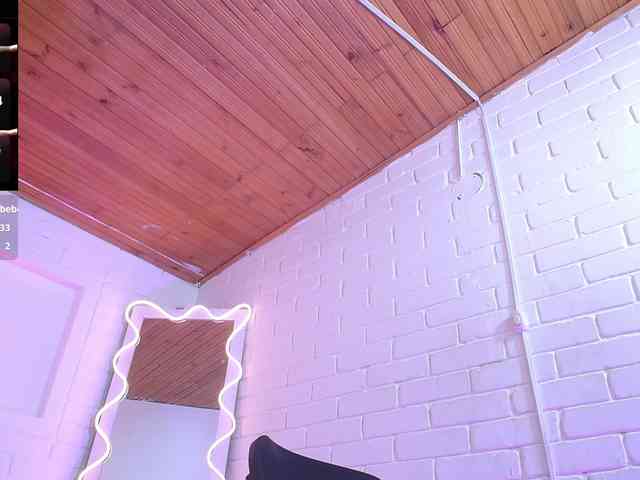 Lexy-tay webcam