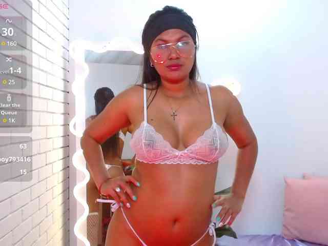 Lexy-tay webcam